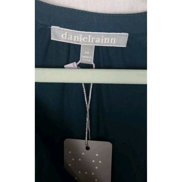 Daniel Rainn Blouse Top Plus 3X Hunter Green Pintuck Polka Dot Sheer Shoulders - Picture 3 of 9